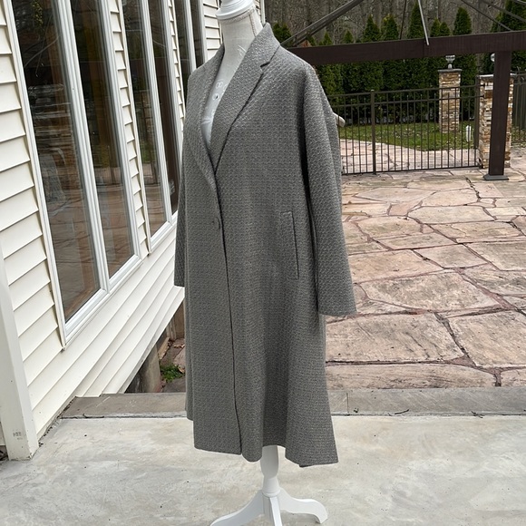 Reformation long grey swing full length dress coat with full lining in satin - Picture 3 of 14
